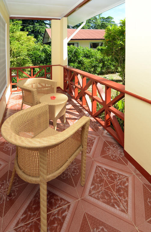 Le Relax Self Catering Apartment La Digue Exterior photo