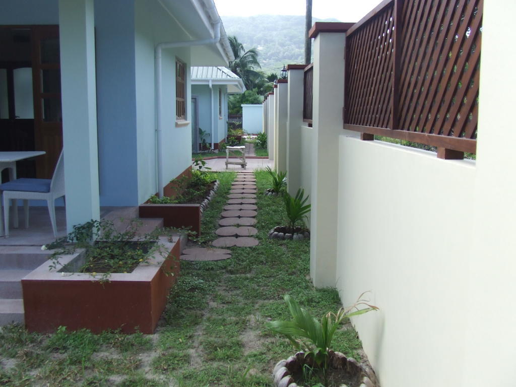 Le Relax Self Catering Apartment La Digue Exterior photo