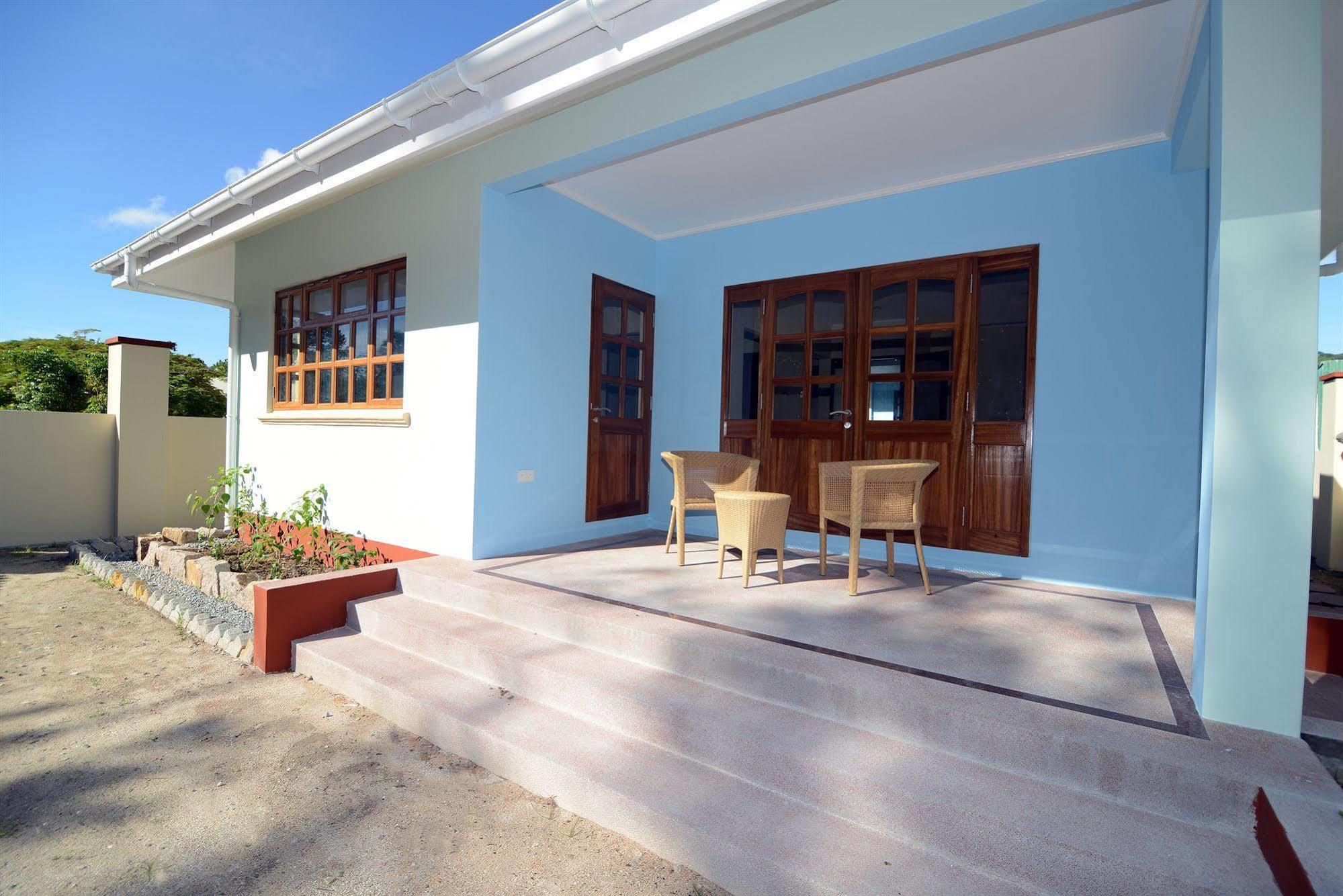 Le Relax Self Catering Apartment La Digue Exterior photo